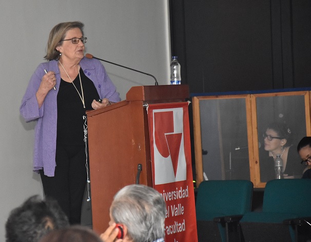 Expertos de varios paises2