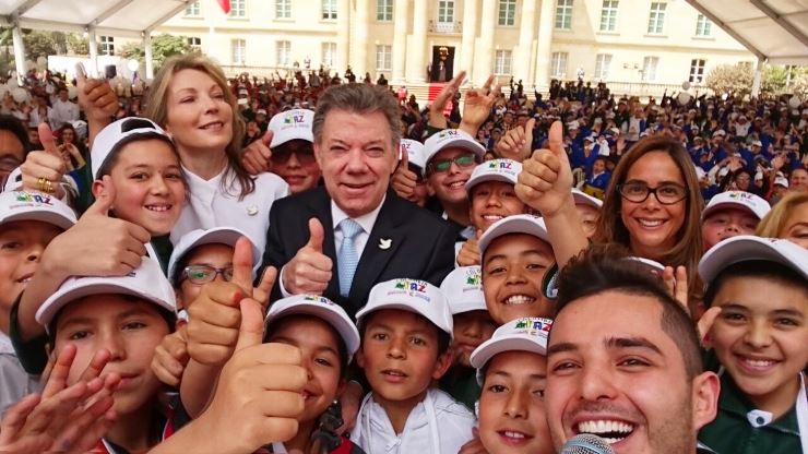 niños-pintan-la-paz1